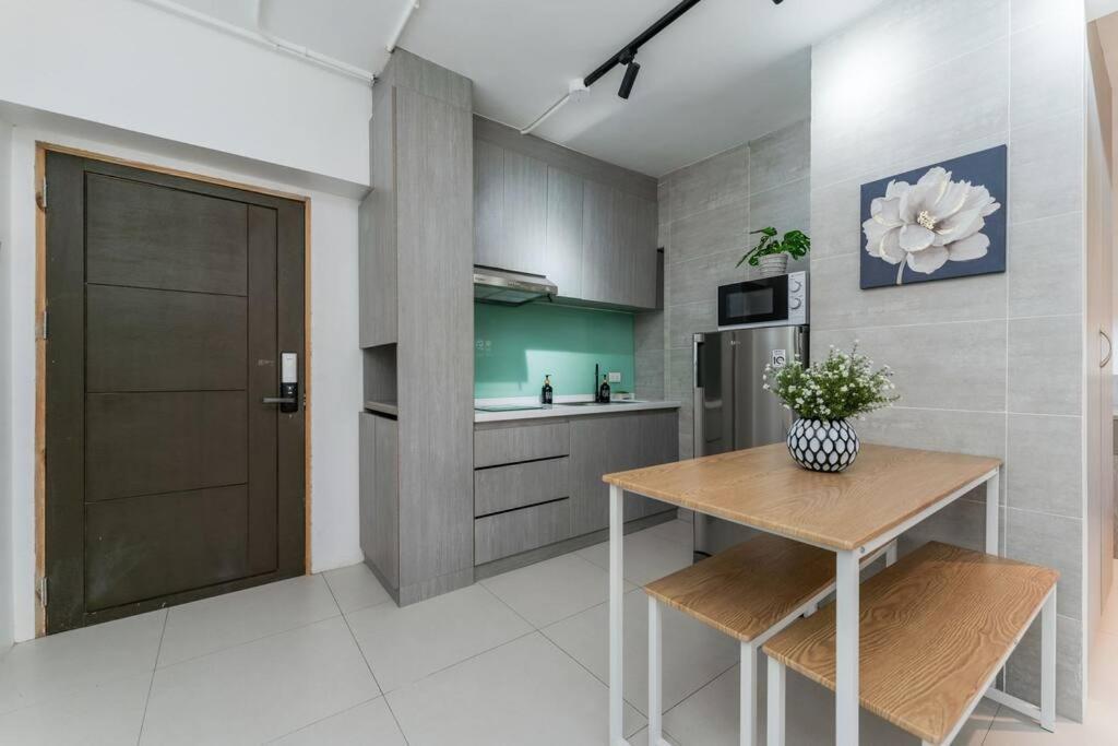 Airport Express Hostel E-527, 2 Minutes To Airport,Fast Wifi, Free Netflix Μακτάν Εξωτερικό φωτογραφία